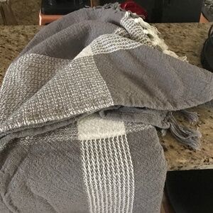 New Buffalo Check gray & cream throw $20